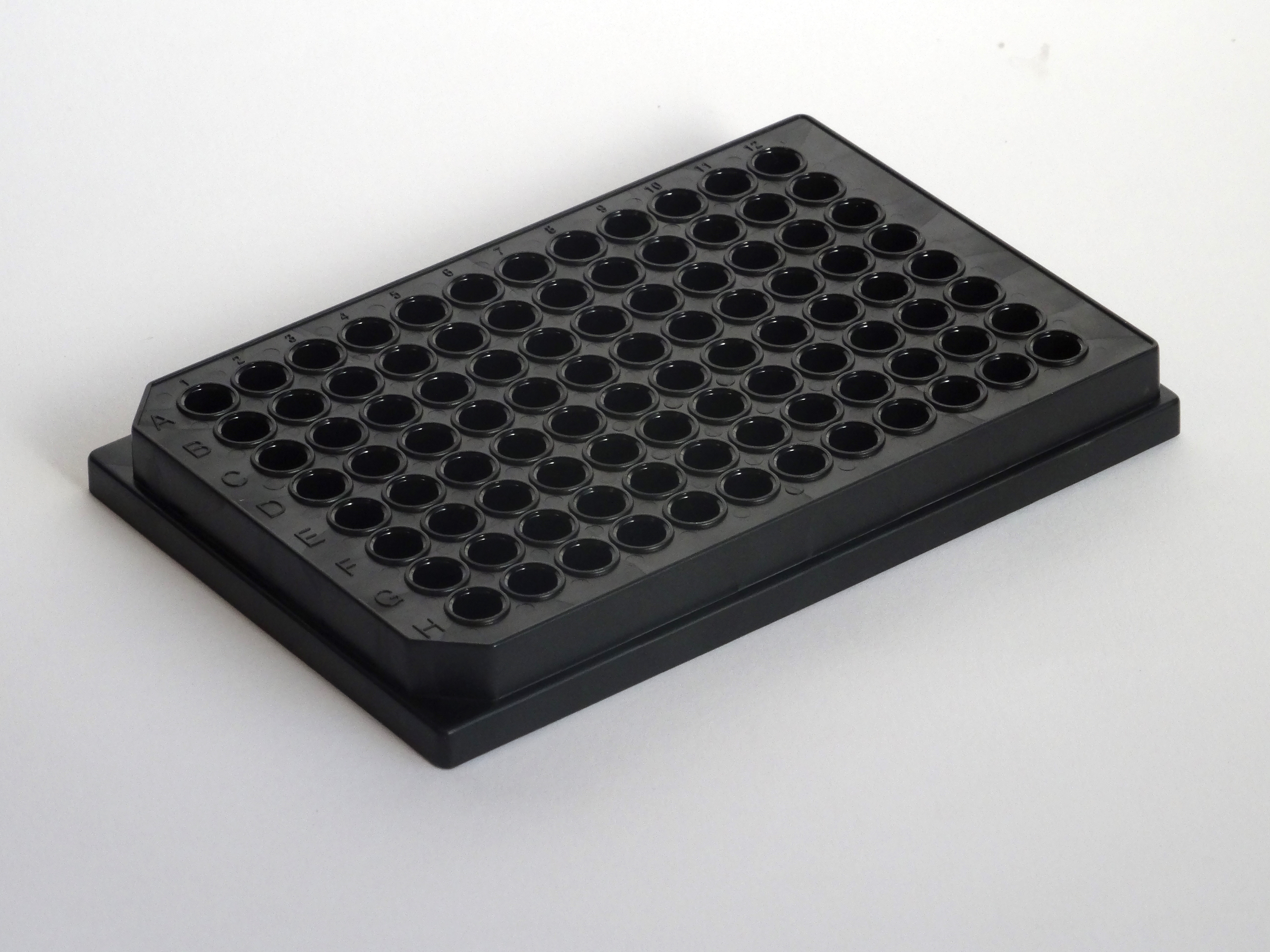 black-solid-96-well-plate