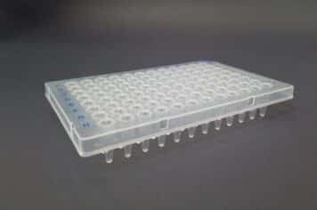 PCR plate semi skirted 2